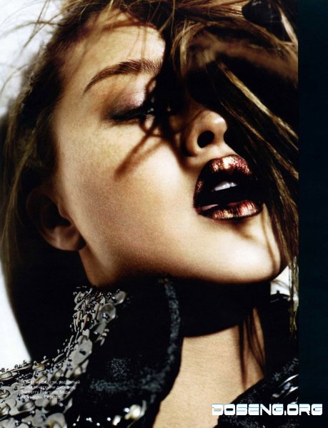   / Devon Aoki (18 )