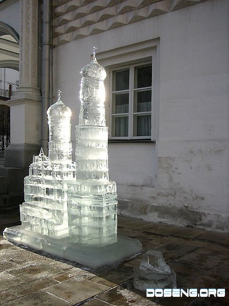 Ледяные фигуры в Москве (9 фото)