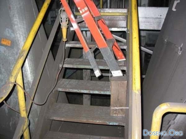 Все про лестницы и технику безопасности (23 фото)