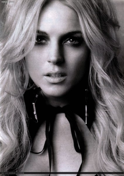 Lindsay Lohan в журнале Glamour (11 фото)
