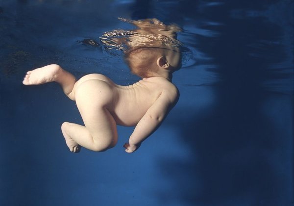 Zena Holloway (26 )