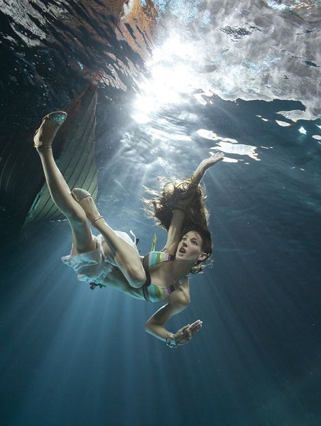 Zena Holloway (26 )