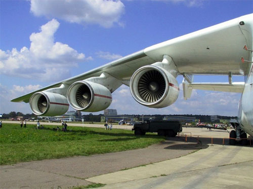 An-225