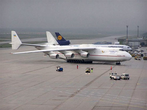 An-225