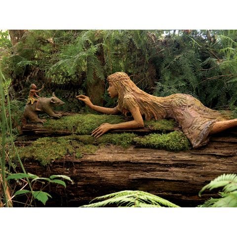 Красивые лесные статуи (11 фото)