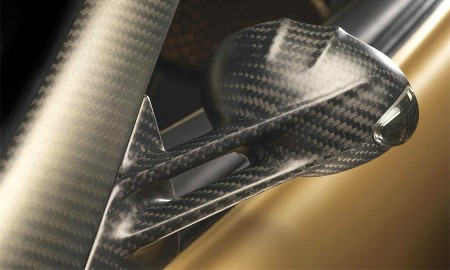SLR McLaren от MANSORY – золото с карбоном.