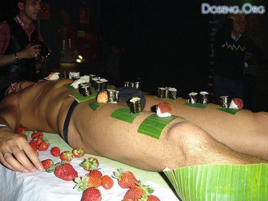 Nyotaimori (12 )