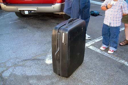 Волшебный чемоданчик (8 фото)