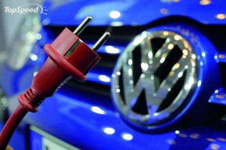 Volkswagen показал экологичный Golf TwinDrive