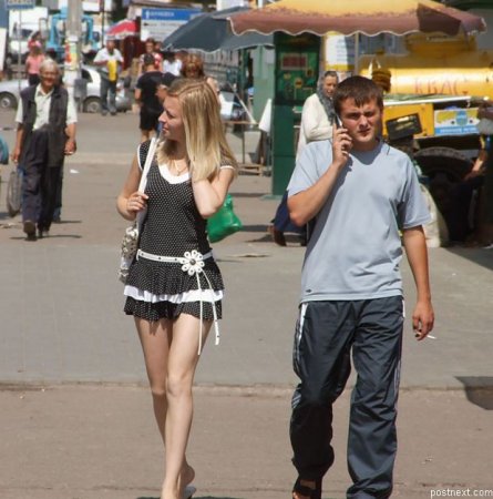 Фото засветы девушек на улице