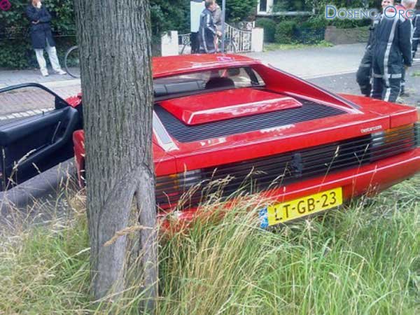 Ferrari Testarossa  