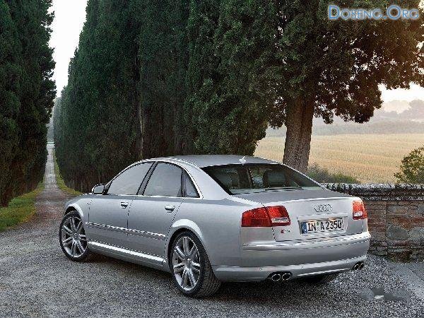  Audi S8