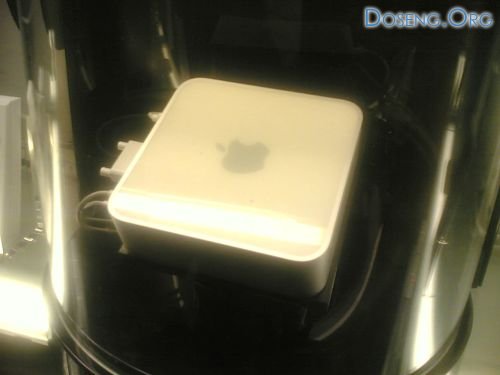   MacMini. 4 