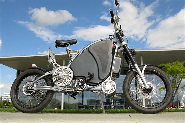 Человеко-моторный гибридный мотоцикл eROCKIT