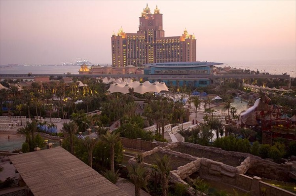 Открытие курортного комплекса Atlantis, the Palm
