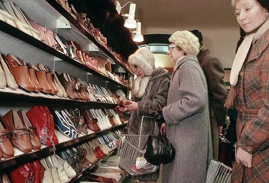 Жизнь в СССР - прогулка по магазинам