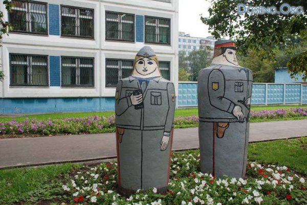В Москве появляються странные скульптуры