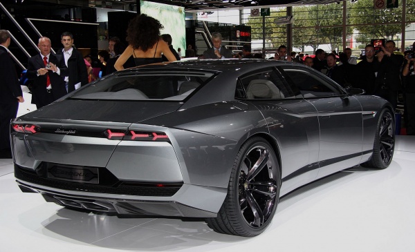 Lamborghini Estoque Concept на Автосалоне в Париже