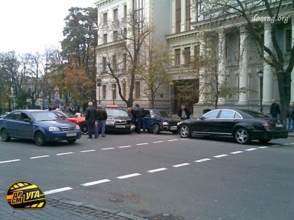 Авария в Киеве (14 фото)