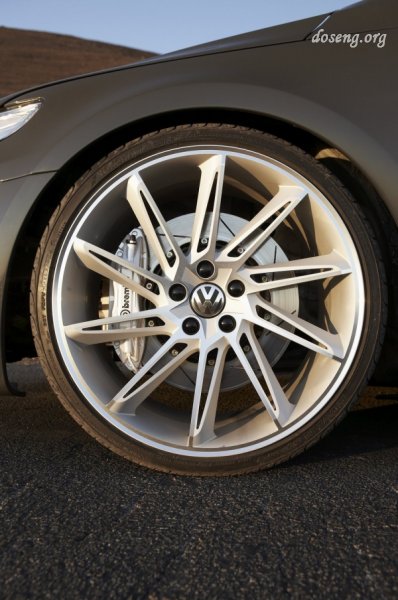 VW Passat CC Super Performance Concept мощностью 311 л.с.
