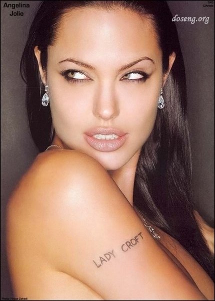 Такая разная, но всегда восхитительная Angelina Jolie (118 фото ню)