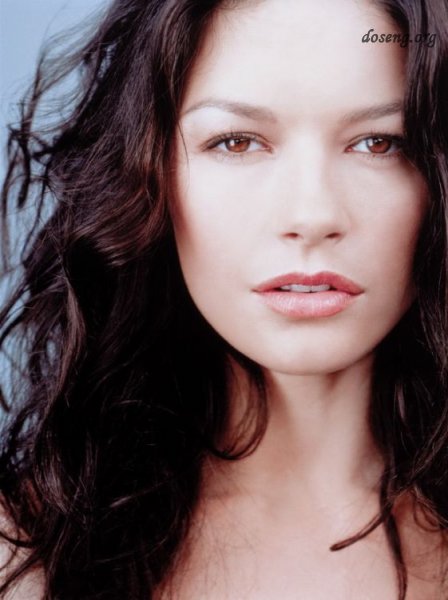    (Catherine Zeta Jones)