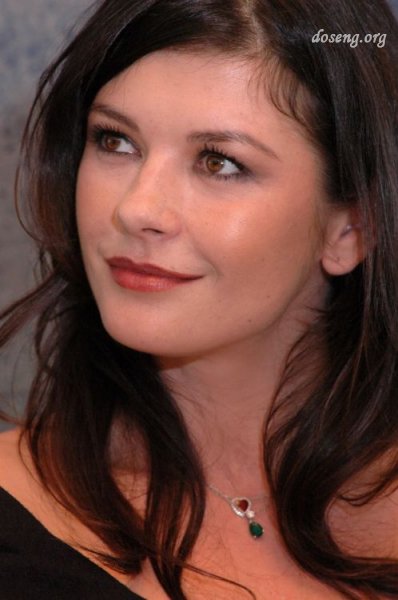    (Catherine Zeta Jones)