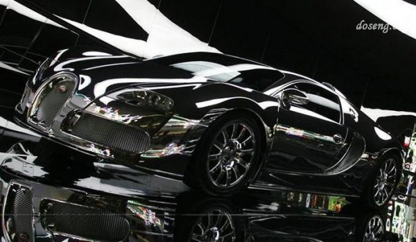 Хромированный Bugatti Veyron (5 фото)