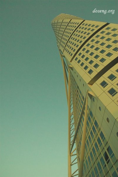  Turning Torso. Второе по высоте здание Европы (18 фото)