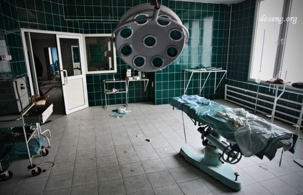 Брошенная больница в Калининграде (24 фото)