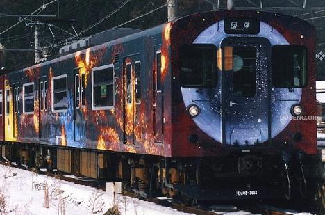 Раскраска японских поездов (14 фото)