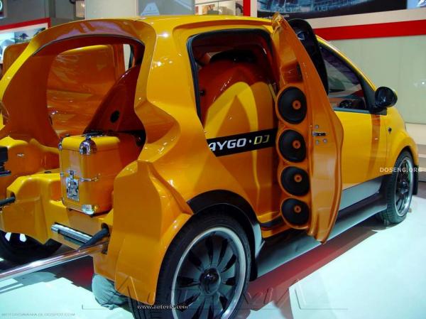 Toyota Aygo DJ (22 )