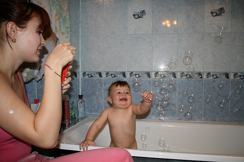 Зрелая мамы в ванне