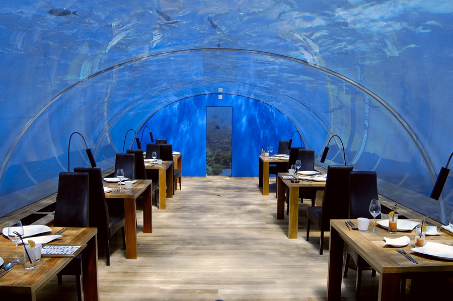 Подводный ресторан it