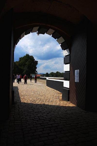 Крепость Терезин, концлагерь в Чехии (21 фото + текст)