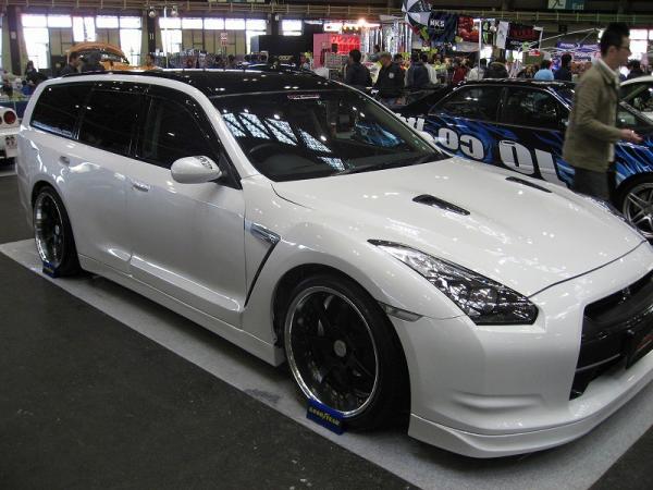  Nissan GTR (4 )