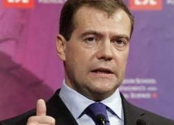 Медведев отказался вести диалог с Саакашвили