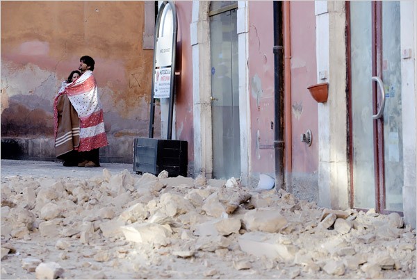Трагедия в Италии (68 фото)