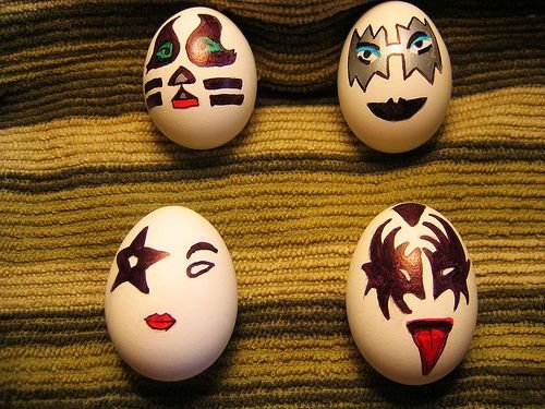Смешные яйца (10 Фото)