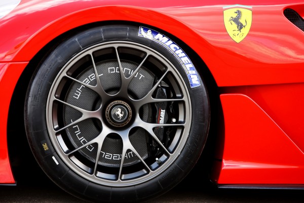 Новый спорткар Ferrari 599XX (10 фото)