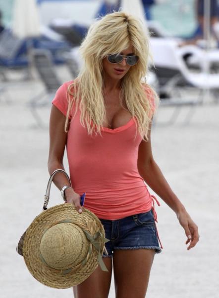 Victoria Silvstedt (13 )