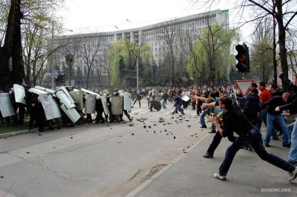 Беспорядки в Молдавии (18 фото)