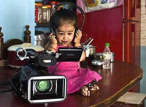 Самая маленькая девочка в мире - Jyoti Amge (5 фото)