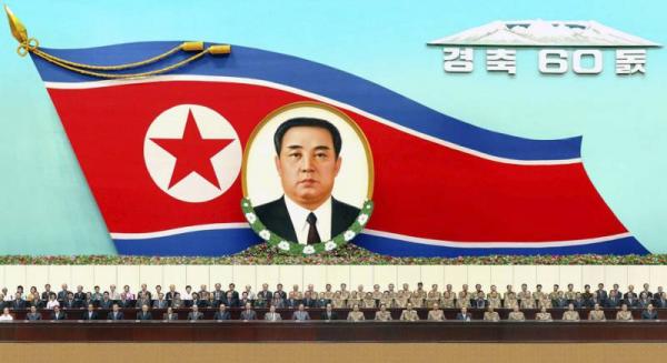 Северная Корея – кадры из жизни (33 фото)