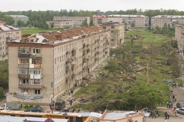 Последствия торнадо в Подмосковье (21 фото)