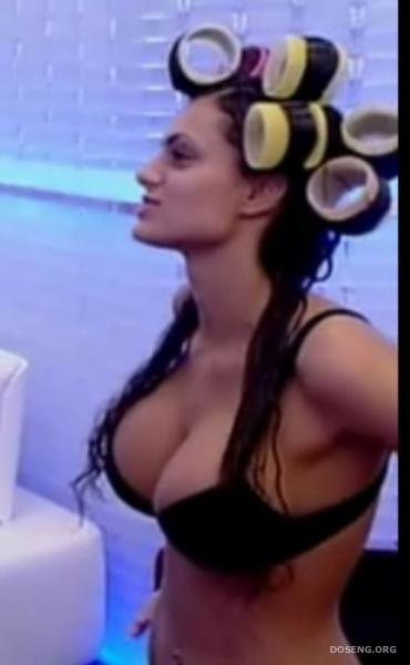 Участница итальянского шоу Big Brother (40 фото) НЮ