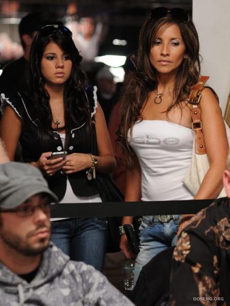 Очаровательные девушки с чемпионата мира по покеру 2009 (30 фото)