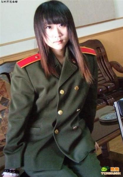 Девушки китайской армии (11 фото)