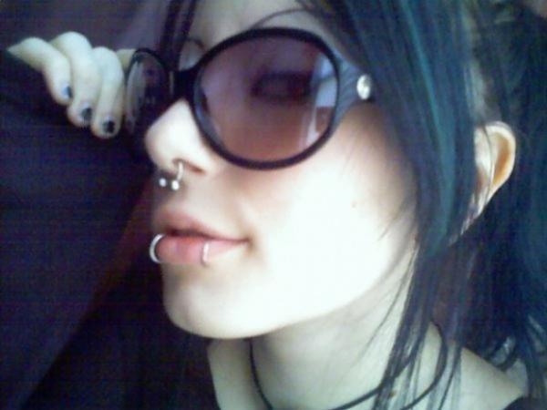  (15 )