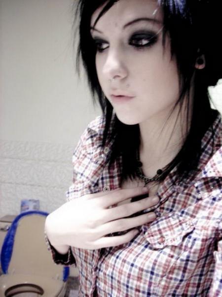  (15 )
